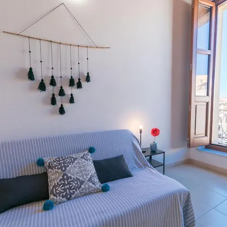 Yenne Wifi-ac Guest house *
