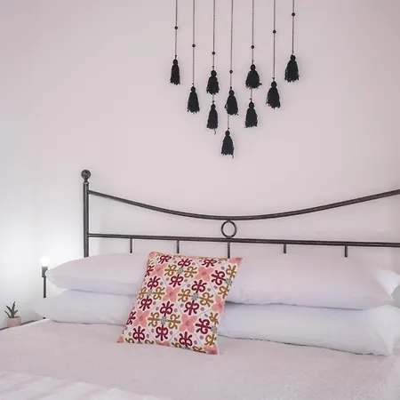 Yenne Wifi-ac Guest house Cagliari